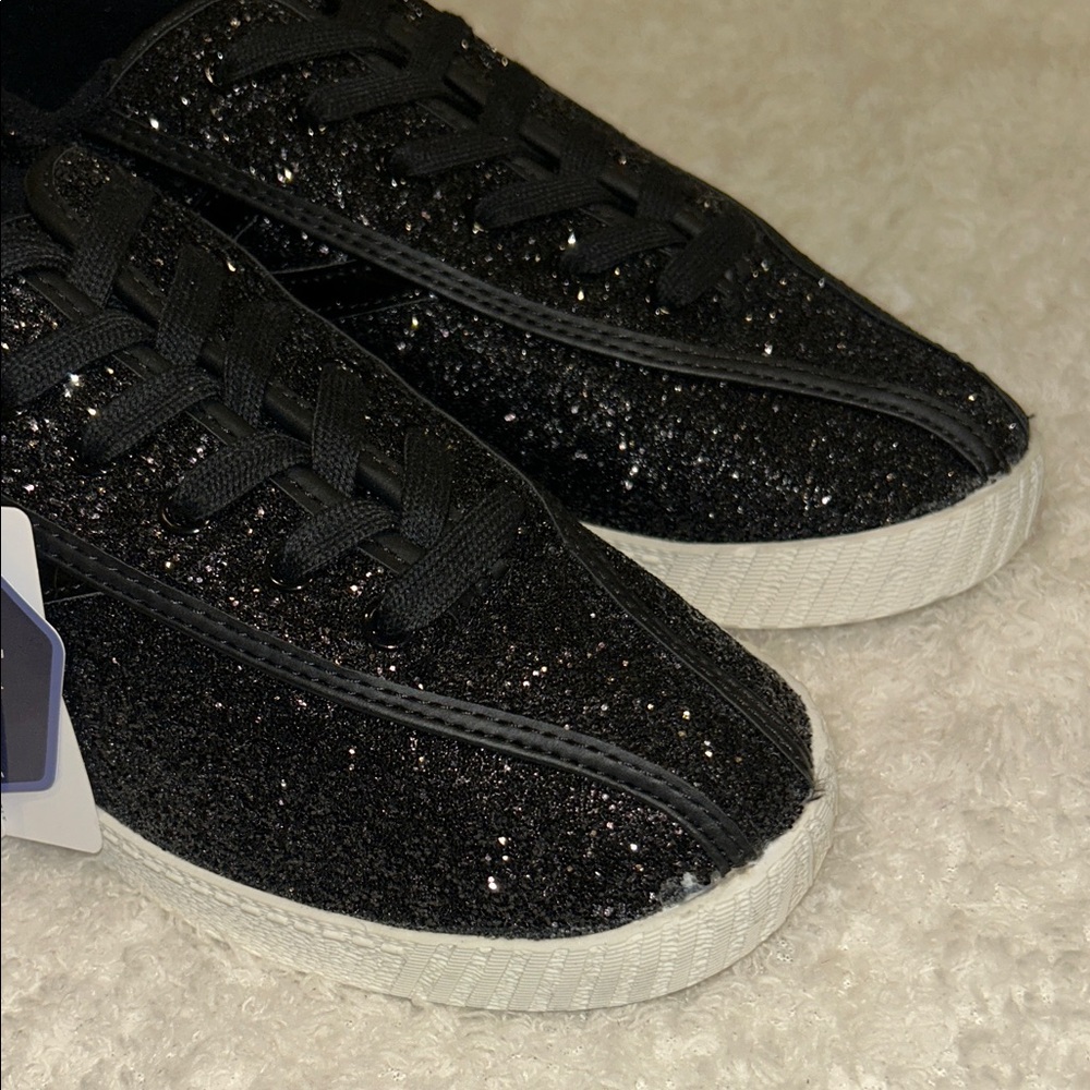 NWOB Tretorn Sparkling Black Sneakers - Picture 9 of 12